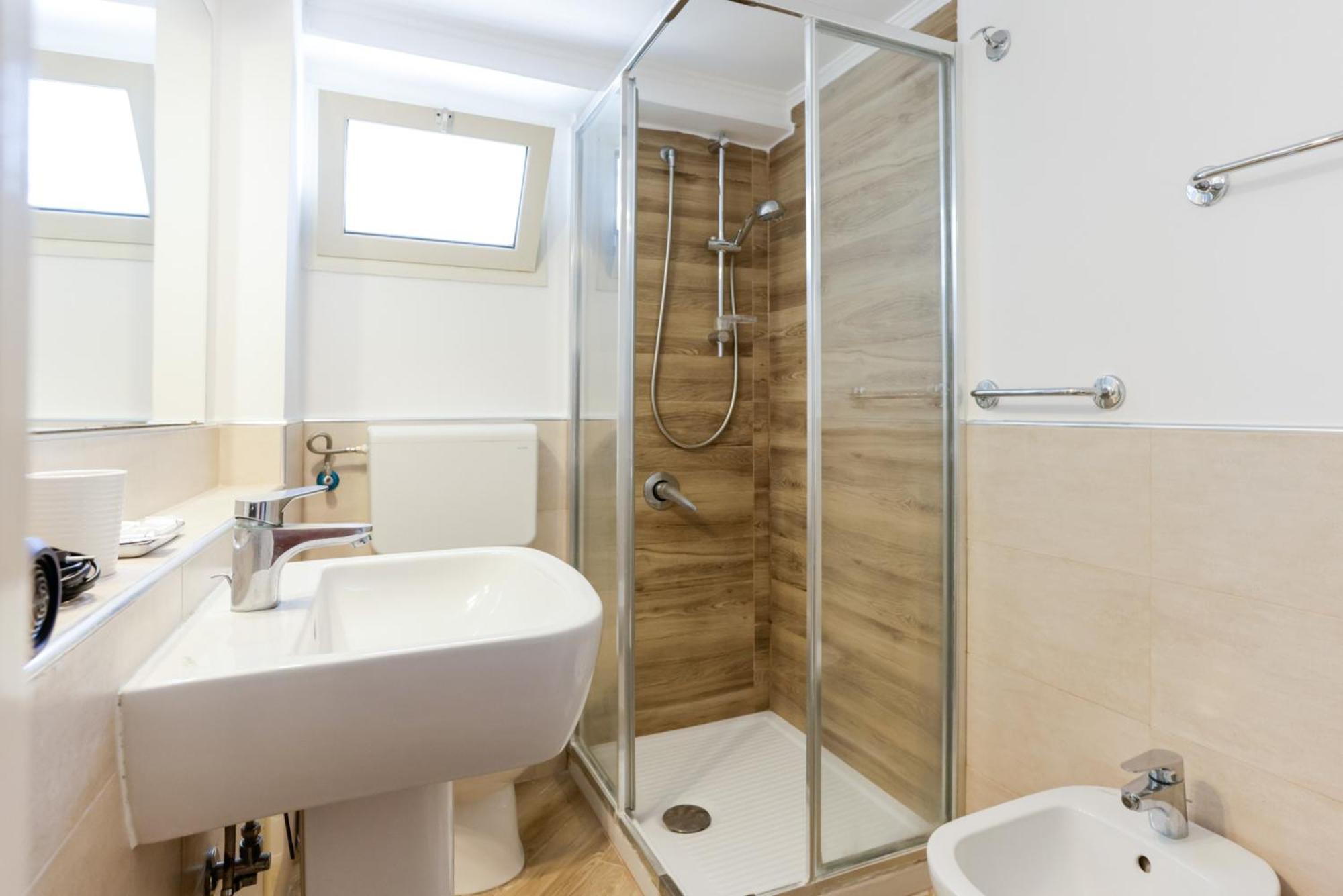 Appartement Galiani 20 *