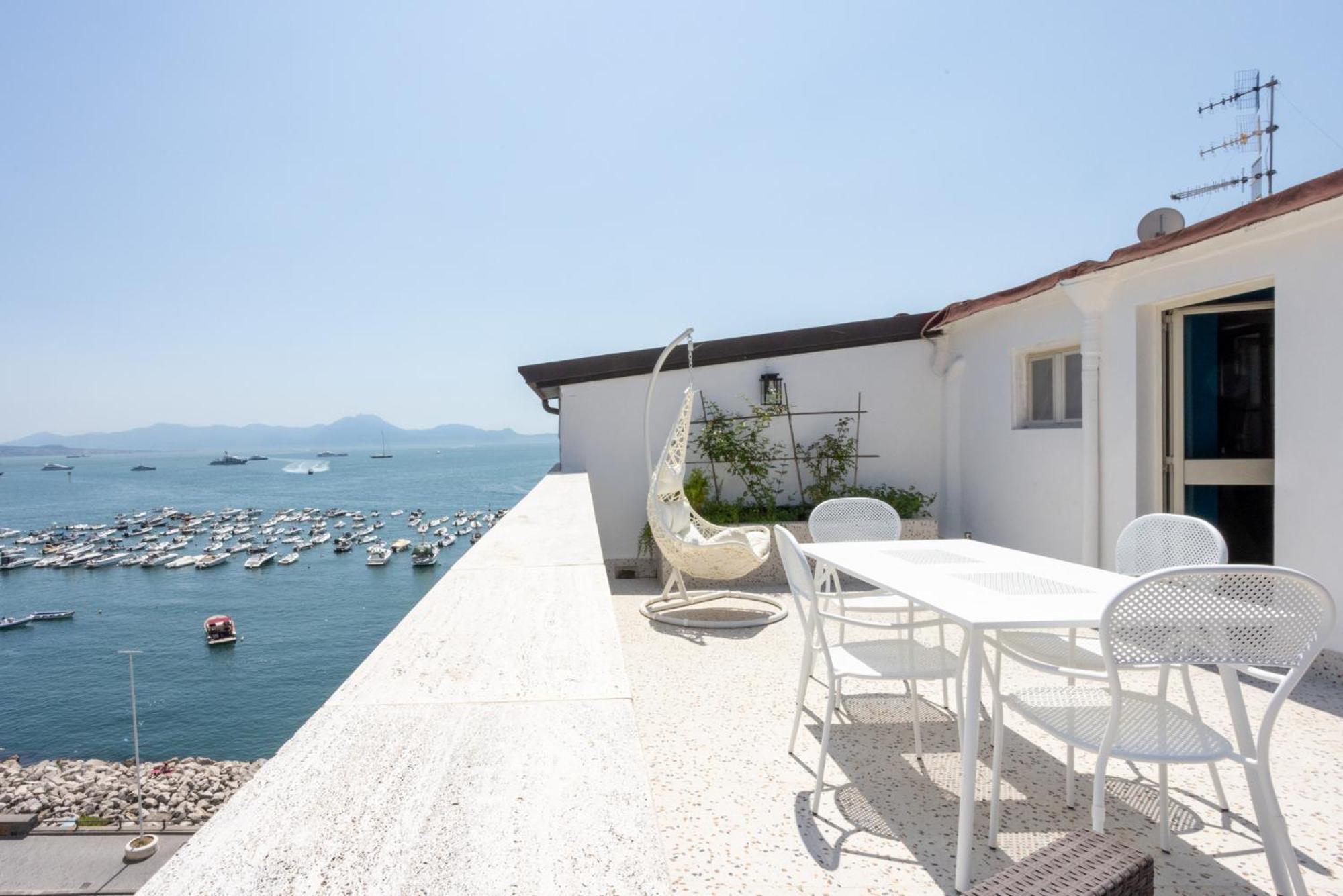 Apartment Galiani 20 Naples